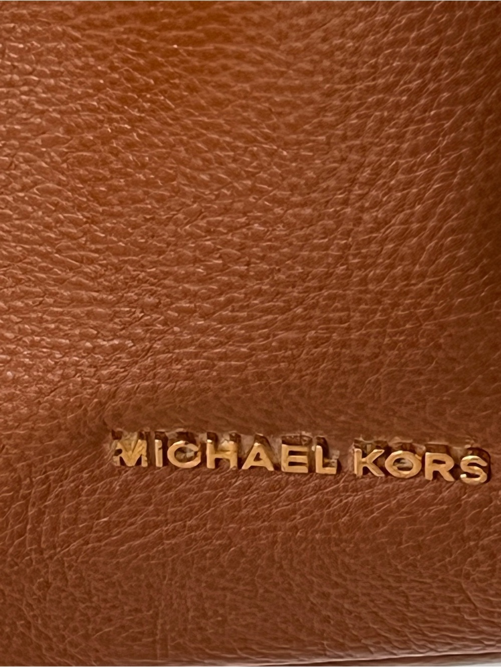 Michael Kors Bedford belted brown Venus leather shoulder bag Gold Hardware - Picture 8 of 10